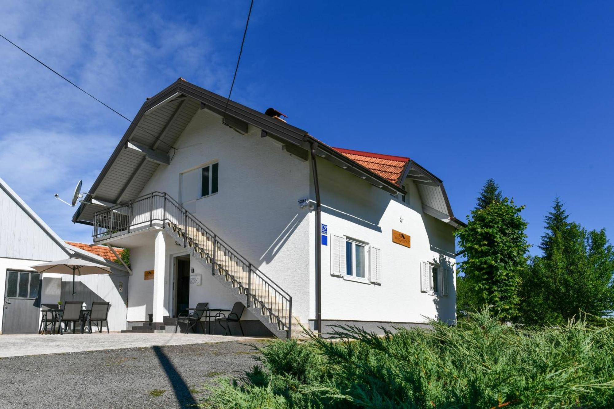 Apartman Tina Rakovica Kültér fotó